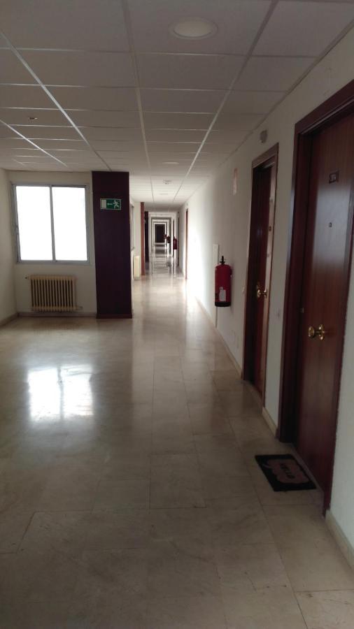 Apartamento Calle Mauricio Legendre Madrid Eksteriør billede