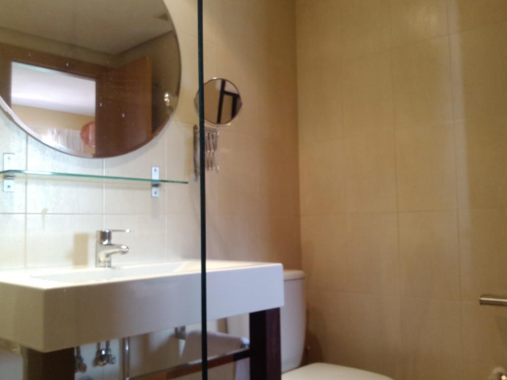 Apartamento Calle Mauricio Legendre Madrid Værelse billede