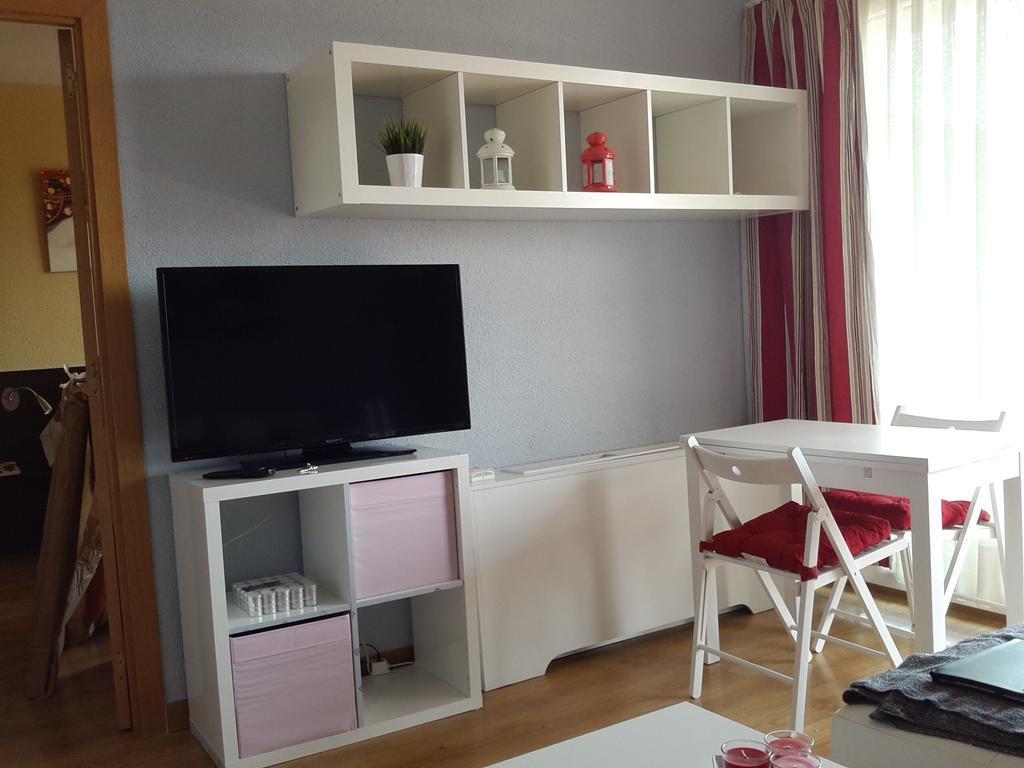 Apartamento Calle Mauricio Legendre Madrid Værelse billede